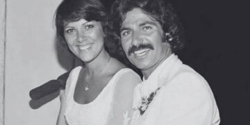 Robert True Houghton