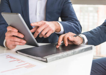 How Legal Hold Software Simplifies Compliance Management