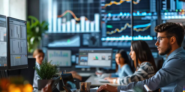 From Complexity to Clarity: The Role of Data-Driven Solutions in Transforming Sales Strategies