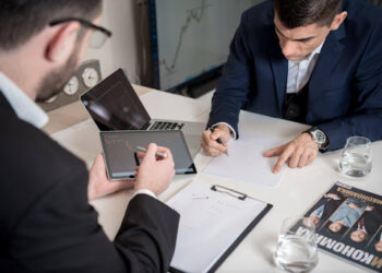 How AI Is Transforming Modern Investment Strategies