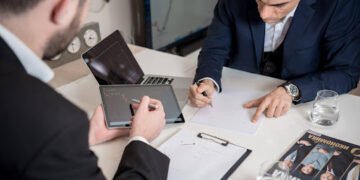 How AI Is Transforming Modern Investment Strategies