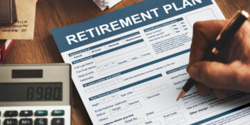 Traditional Retirement Plans vs Boss Retirement Solutions: Which Provides Greater Flexibility?