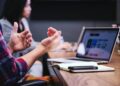 Why Clear Product Education Is Becoming a Competitive Advantage in B2B Sales