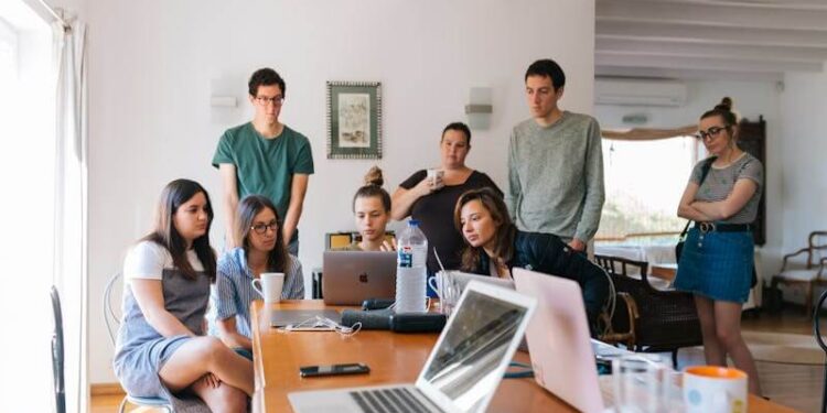 How To Develop An Analytical Mindset For Complex Business Problem Solving